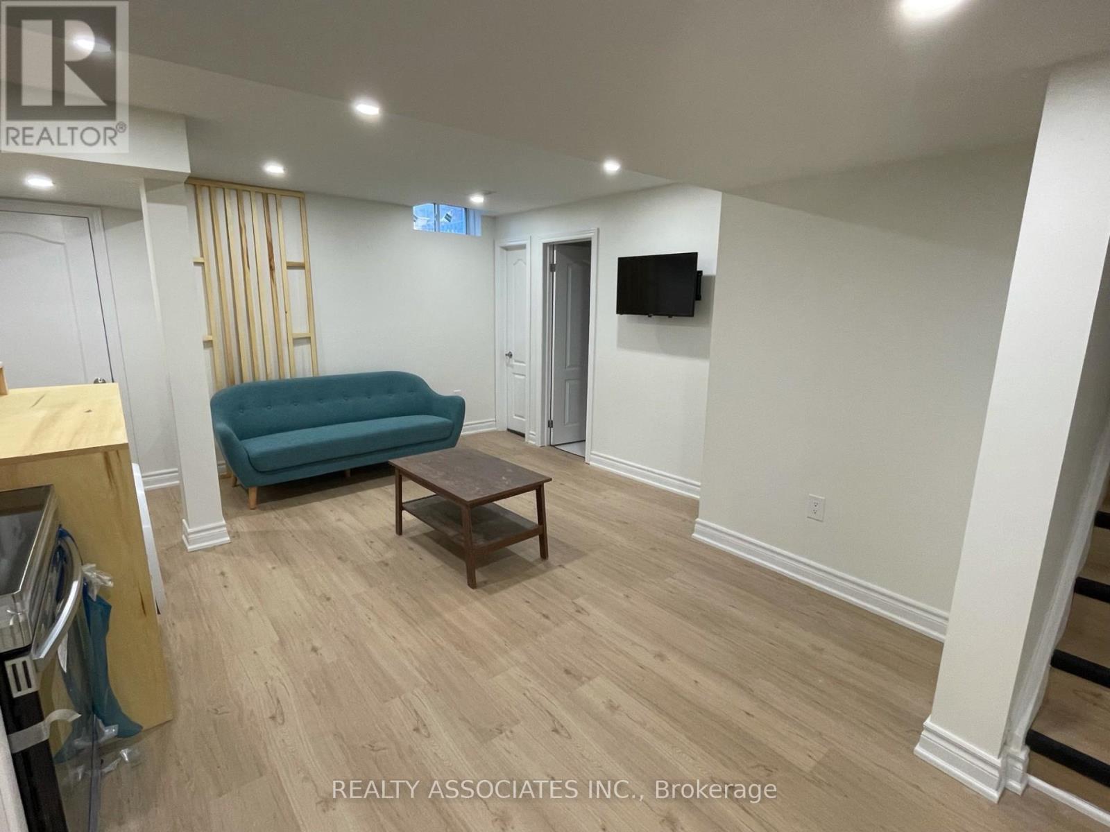 (Basement) - 35 Vettese Court, Markham, Ontario  L6B 0V6 - Photo 2 - N12439774