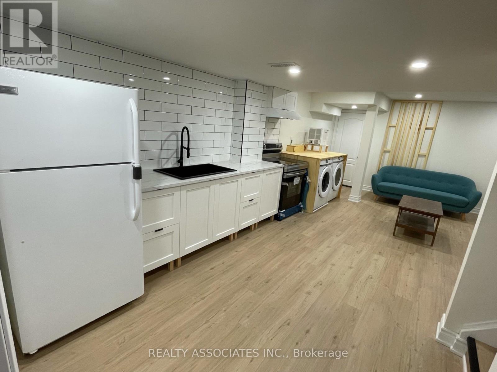 (Basement) - 35 Vettese Court, Markham, Ontario  L6B 0V6 - Photo 3 - N12439774