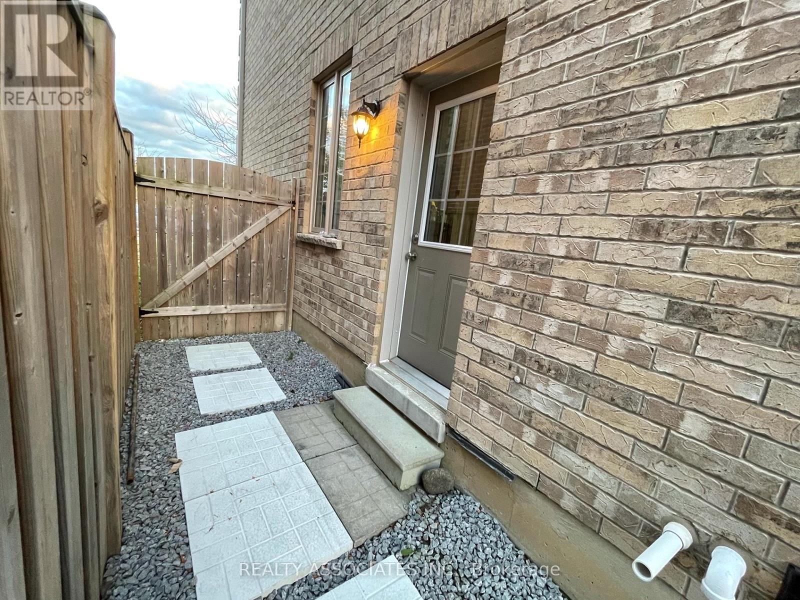 (Basement) - 35 Vettese Court, Markham, Ontario  L6B 0V6 - Photo 7 - N12439774