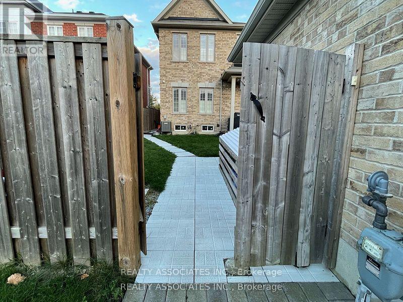 (Basement) - 35 Vettese Court, Markham, Ontario  L6B 0V6 - Photo 8 - N12439774