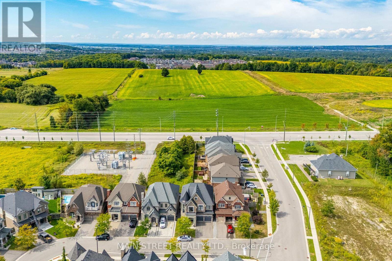 6 Leaden Hall Drive, East Gwillimbury, Ontario  L0G 1R0 - Photo 4 - N12439799