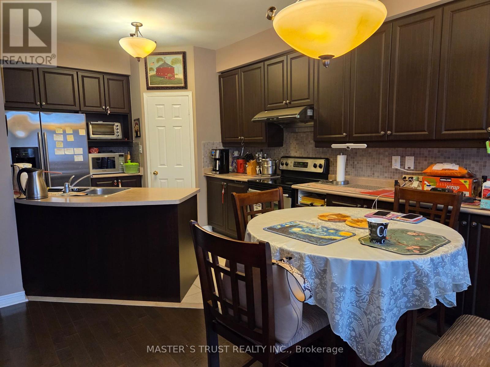 45 Sharon Lee Drive, Markham, Ontario  L6C 2K2 - Photo 2 - N12439812