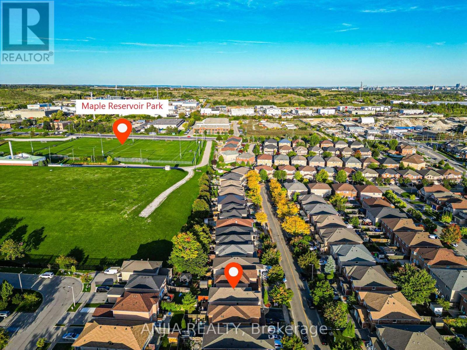 97 Blackthorn Drive, Vaughan, Ontario  L6A 3N2 - Photo 3 - N12439831