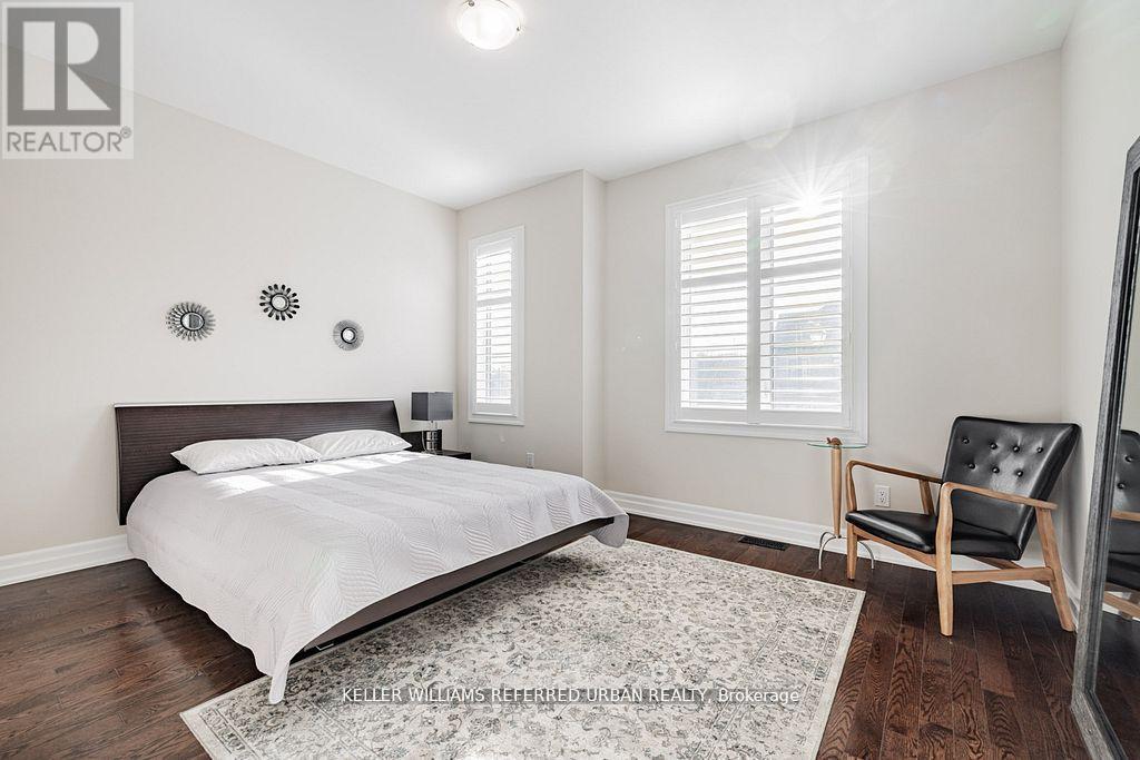 113 Burns Boulevard, King, Ontario  L7B 0M5 - Photo 22 - N12439878