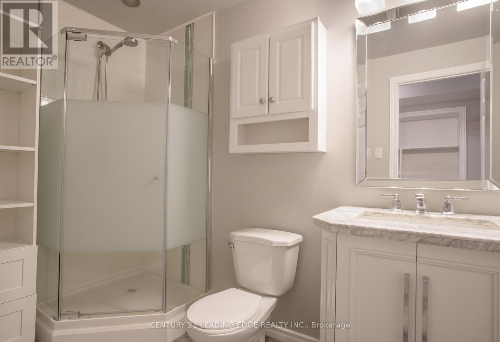 327 Mantle Avenue, Whitchurch-Stouffville, Ontario  L4A 0R9 - Photo 28 - N12439900