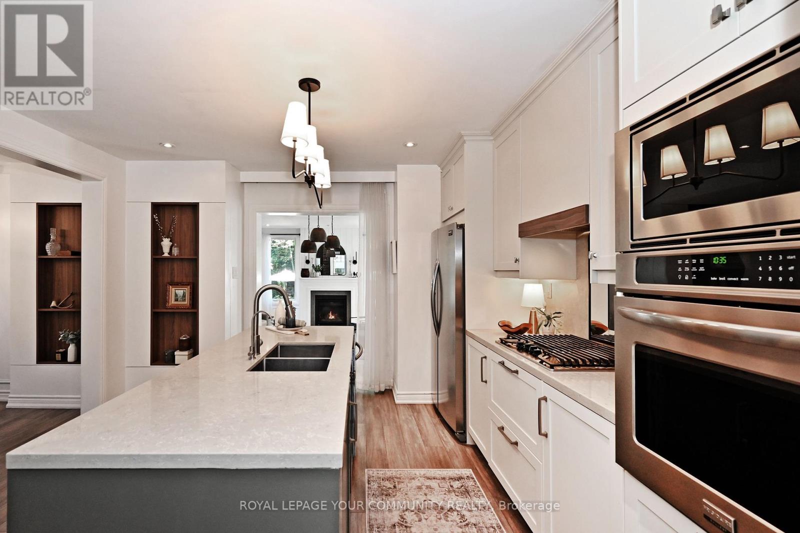 82 Centre Street, Aurora, Ontario  L4G 1J8 - Photo 16 - N12439914