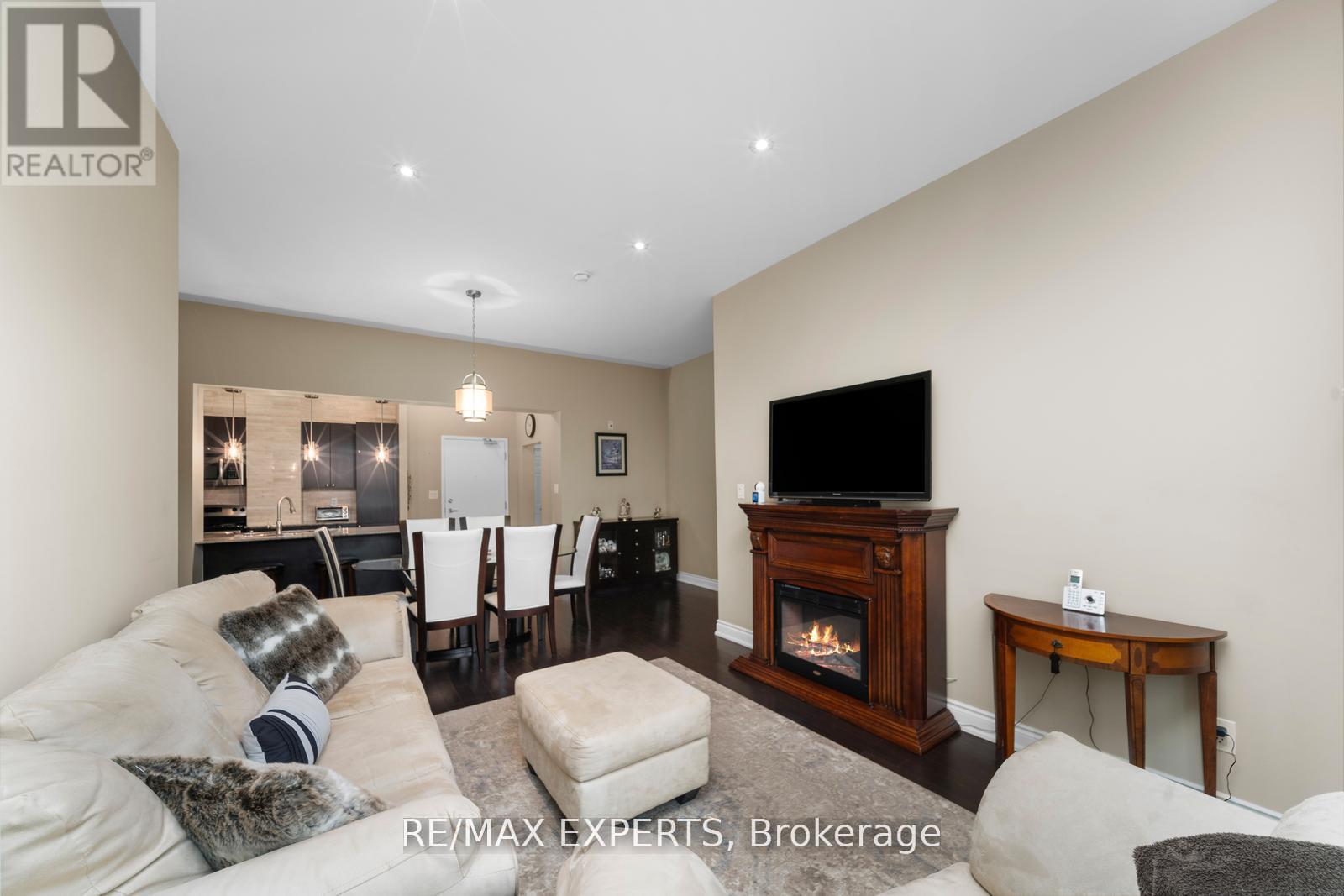 105 - 10211 Keele Street, Vaughan, Ontario  L6A 4R7 - Photo 19 - N12439945