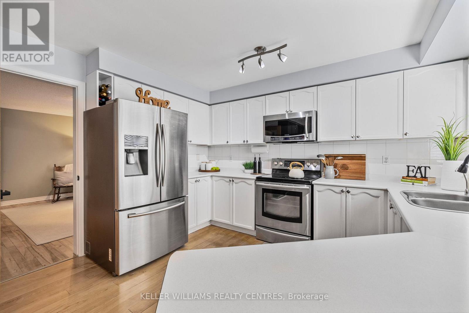 41 Bonny Meadows Drive, Aurora, Ontario  L4G 6M9 - Photo 14 - N12439948