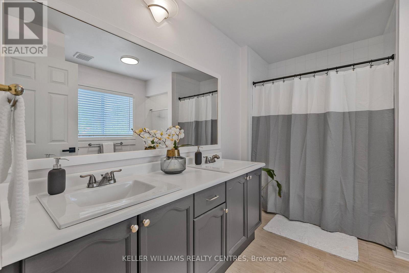 41 Bonny Meadows Drive, Aurora, Ontario  L4G 6M9 - Photo 23 - N12439948