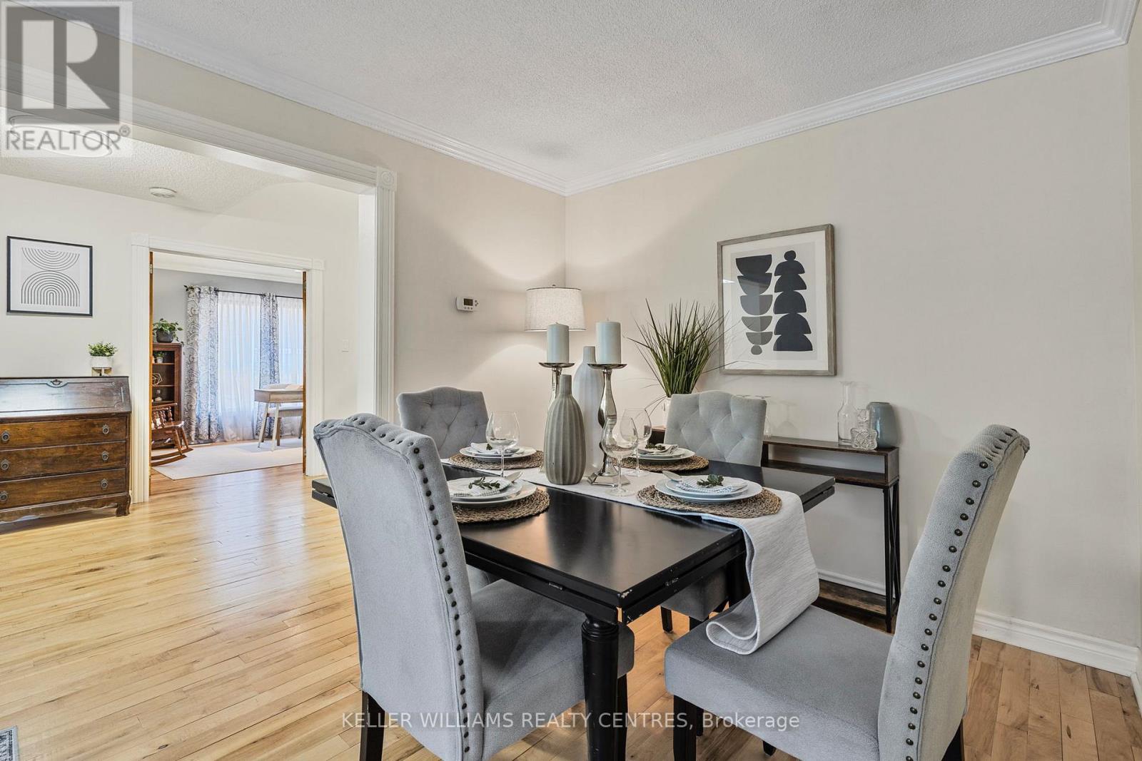 41 Bonny Meadows Drive, Aurora, Ontario  L4G 6M9 - Photo 6 - N12439948