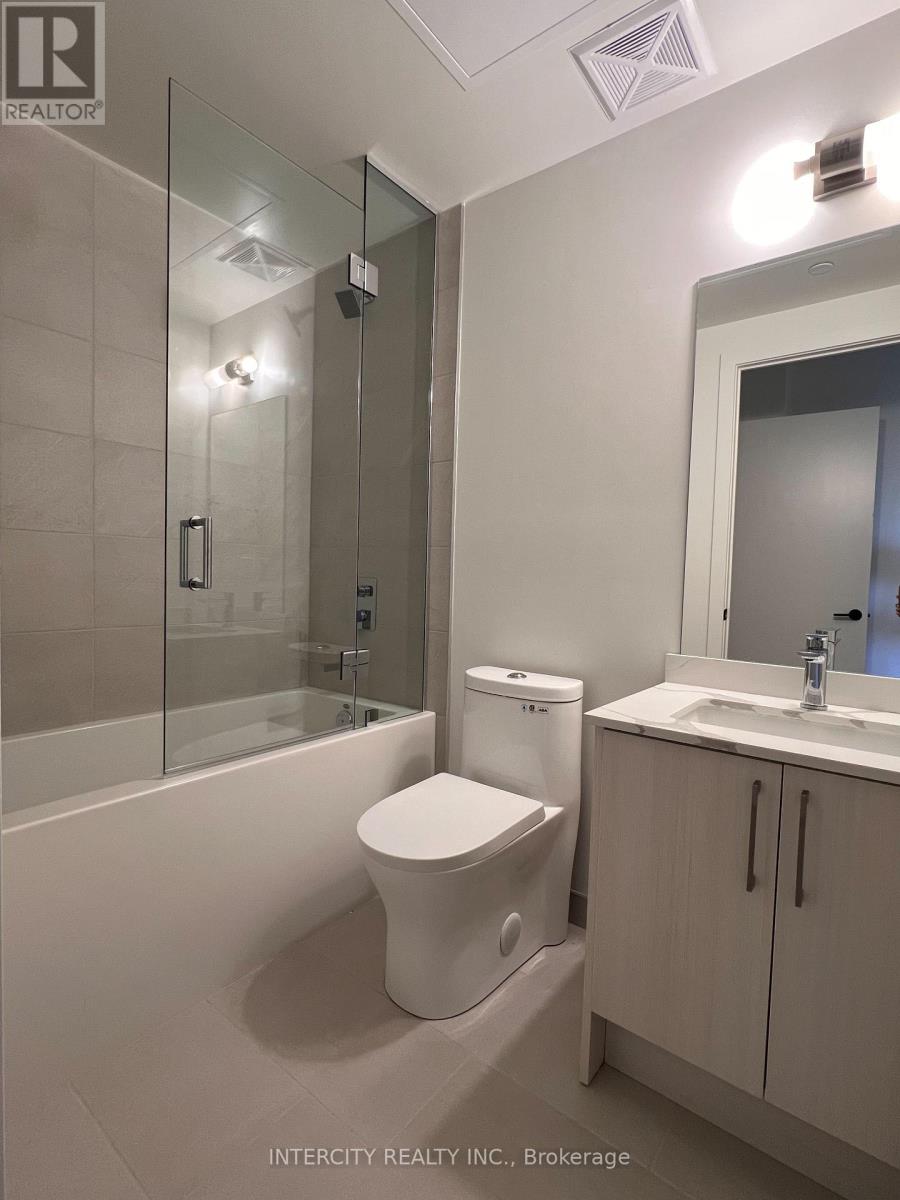 426 - 2075 King Road, King, Ontario  L0G 1K0 - Photo 10 - N12439967