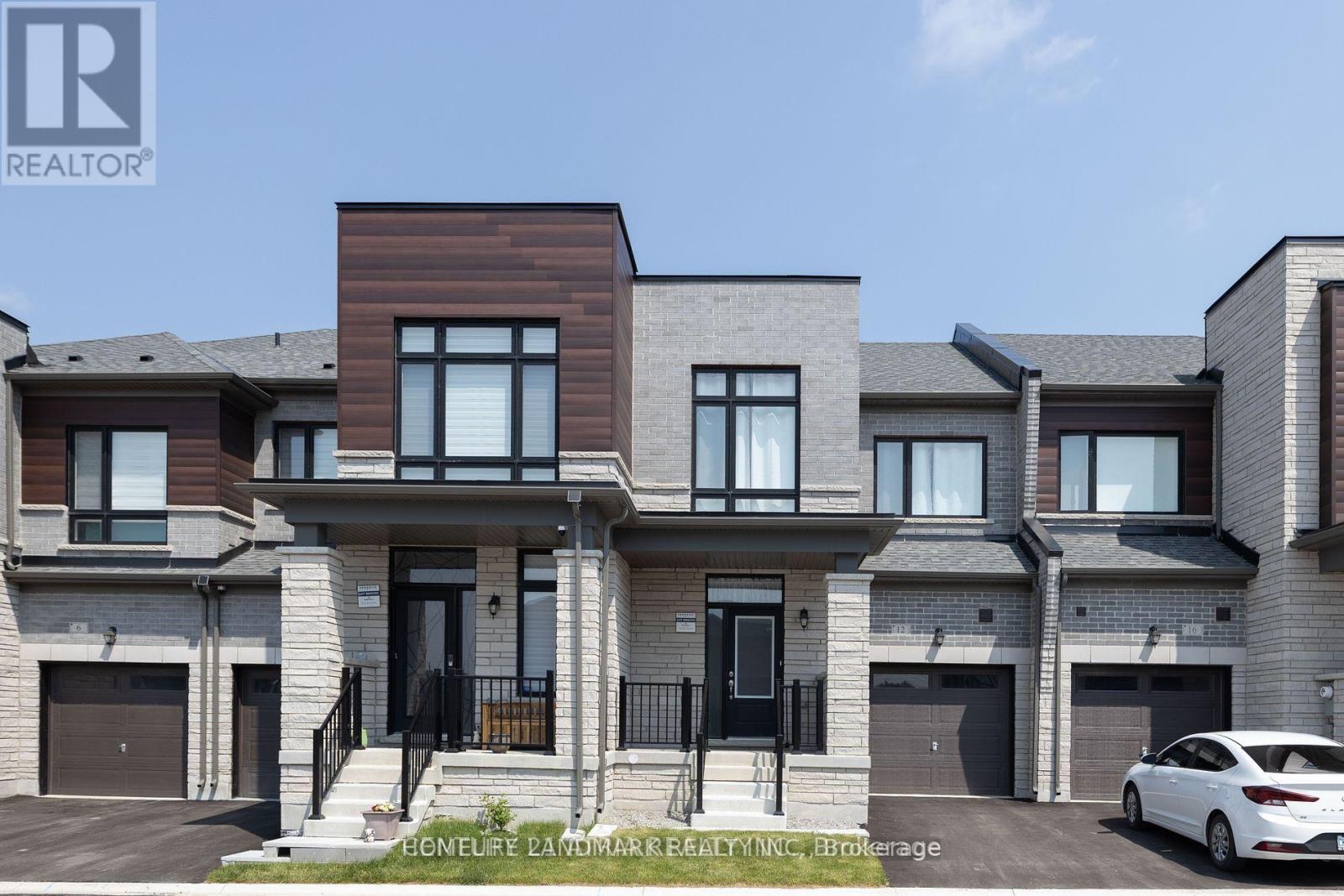 12 FISH DRIVE, Aurora, Ontario