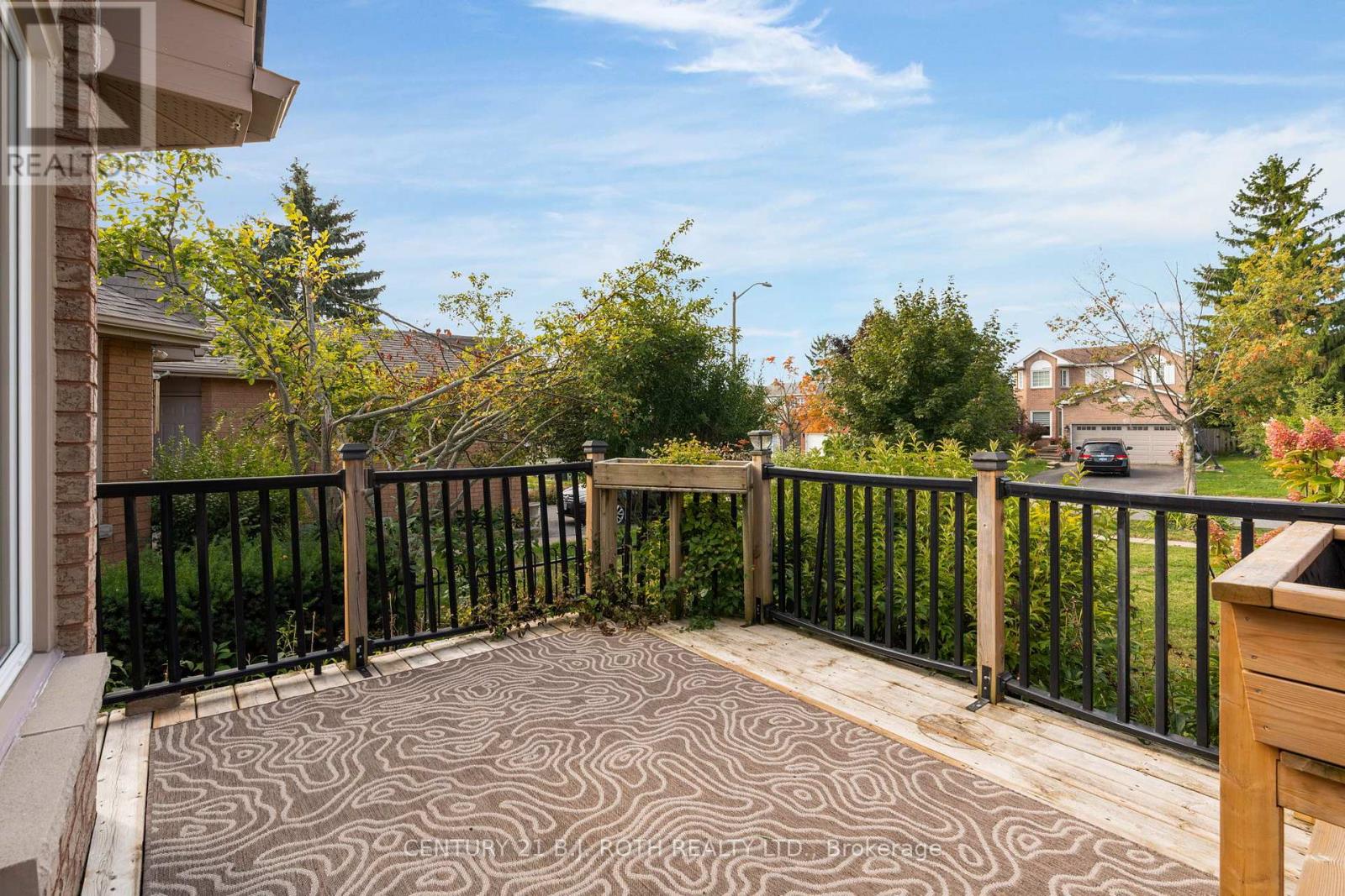 23 Grasett Crescent, Barrie, Ontario  L4N 6Z8 - Photo 4 - S12439784
