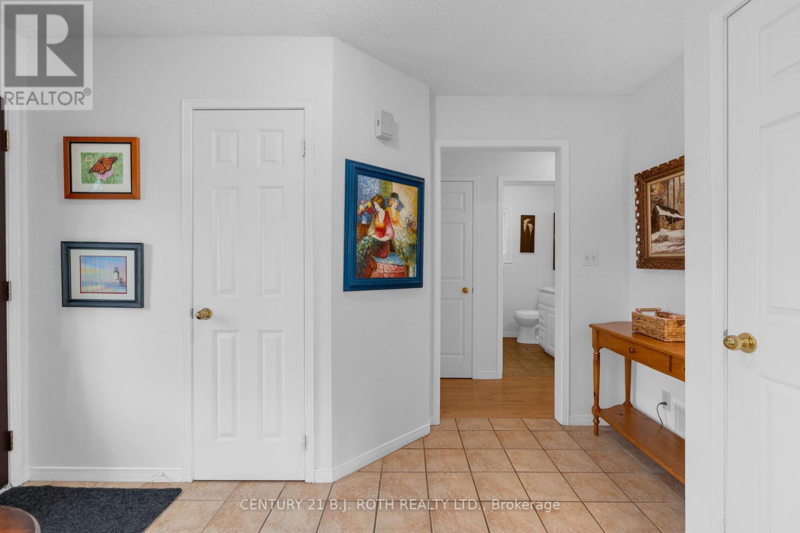 23 Grasett Crescent, Barrie, Ontario  L4N 6Z8 - Photo 6 - S12439784