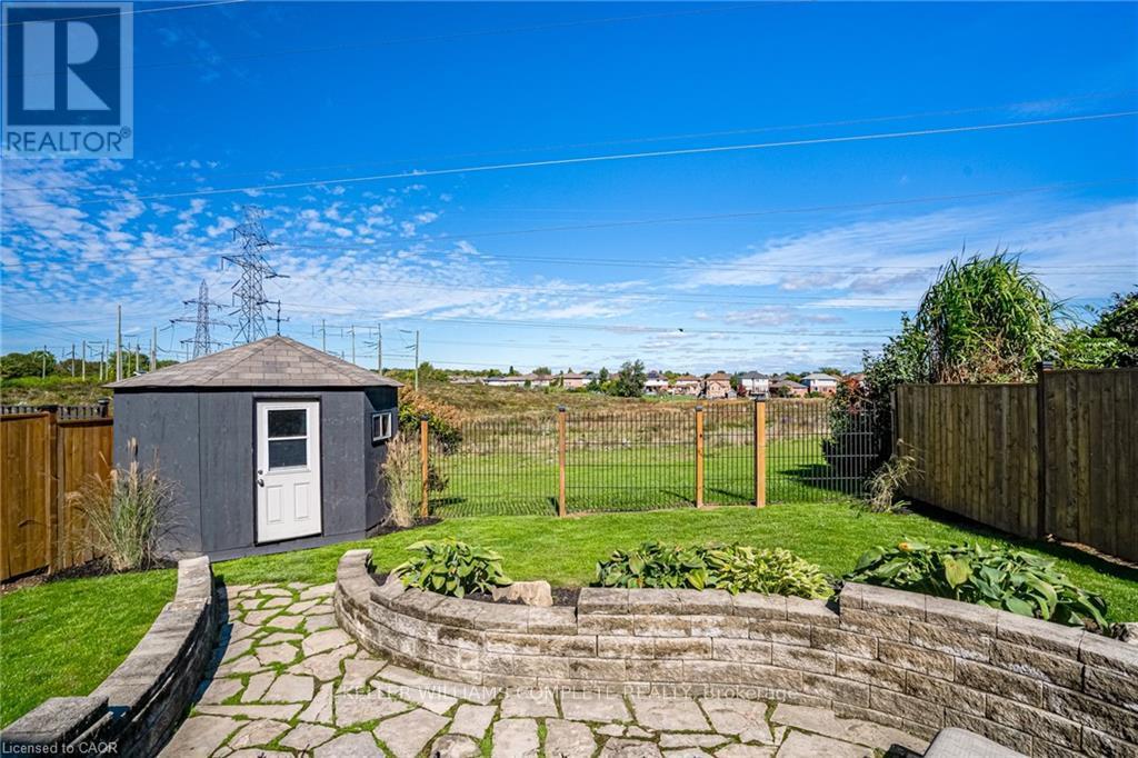 44 Grassyplain Drive, Hamilton (Villages Of Glancaster), Ontario  L0R 1W0 - Photo 42 - X12440113