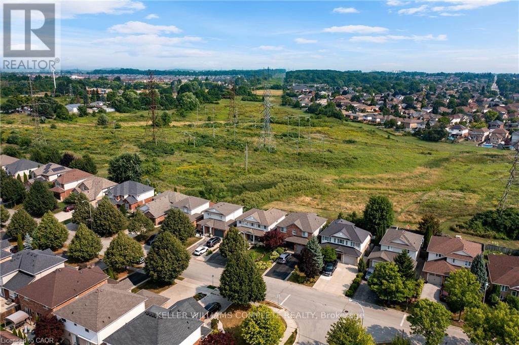 44 Grassyplain Drive, Hamilton (Villages Of Glancaster), Ontario  L0R 1W0 - Photo 47 - X12440113