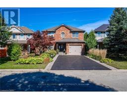 44 GRASSYPLAIN DRIVE, Hamilton, Ontario