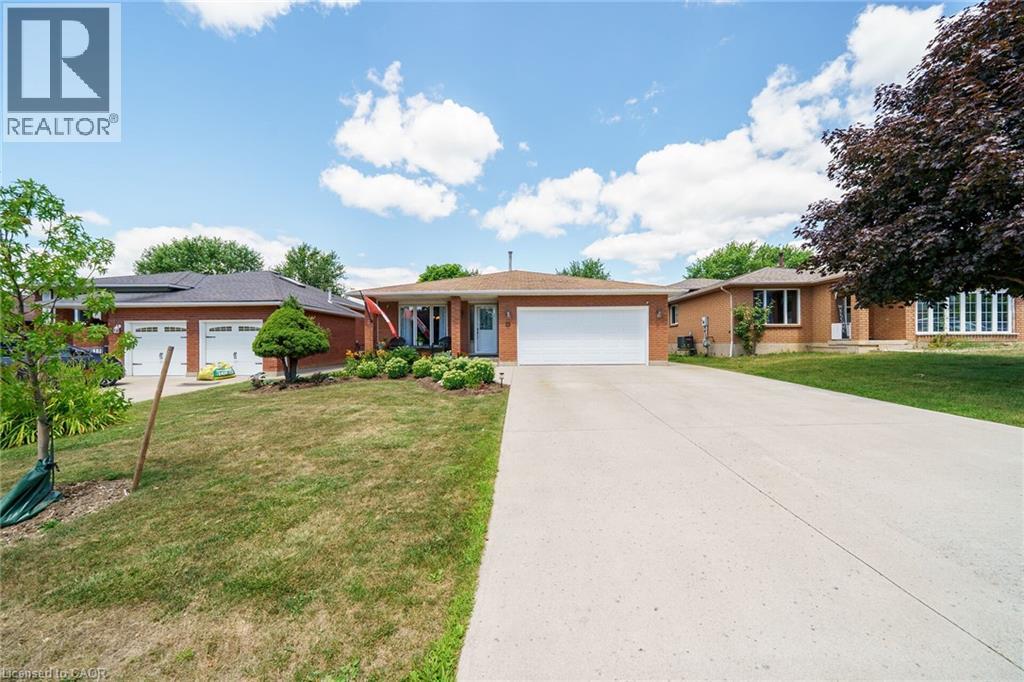 25 Country Club Road, Cayuga, Ontario  N0A 1E0 - Photo 2 - 40775621
