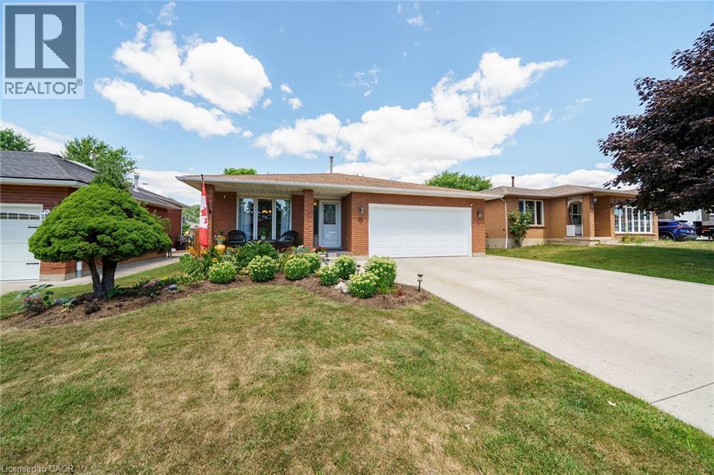 25 Country Club Road, Cayuga, Ontario  N0A 1E0 - Photo 4 - 40775621
