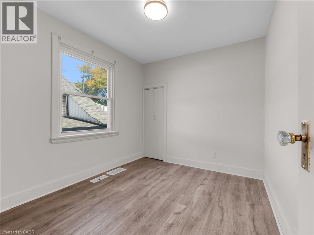 753 Burgess Avenue, Hamilton, Ontario  L8H 6J5 - Photo 14 - 40774023