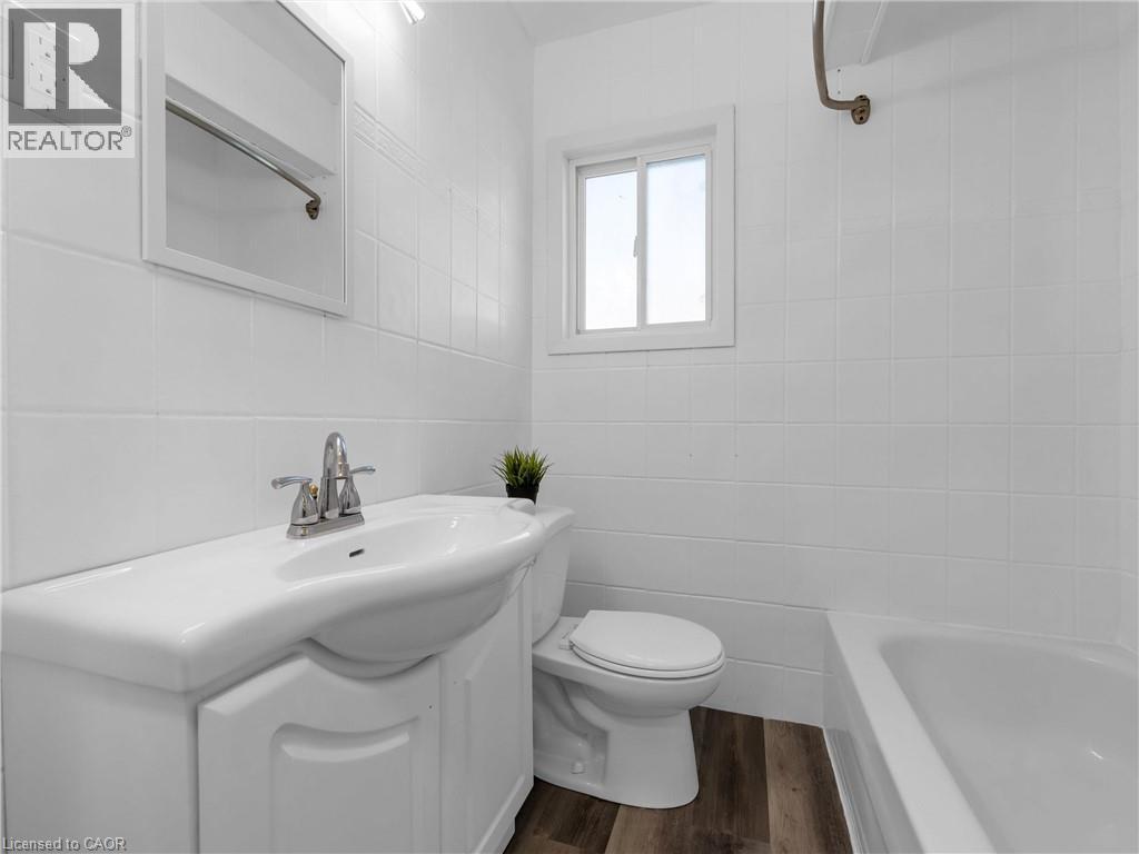 753 Burgess Avenue, Hamilton, Ontario  L8H 6J5 - Photo 16 - 40774023