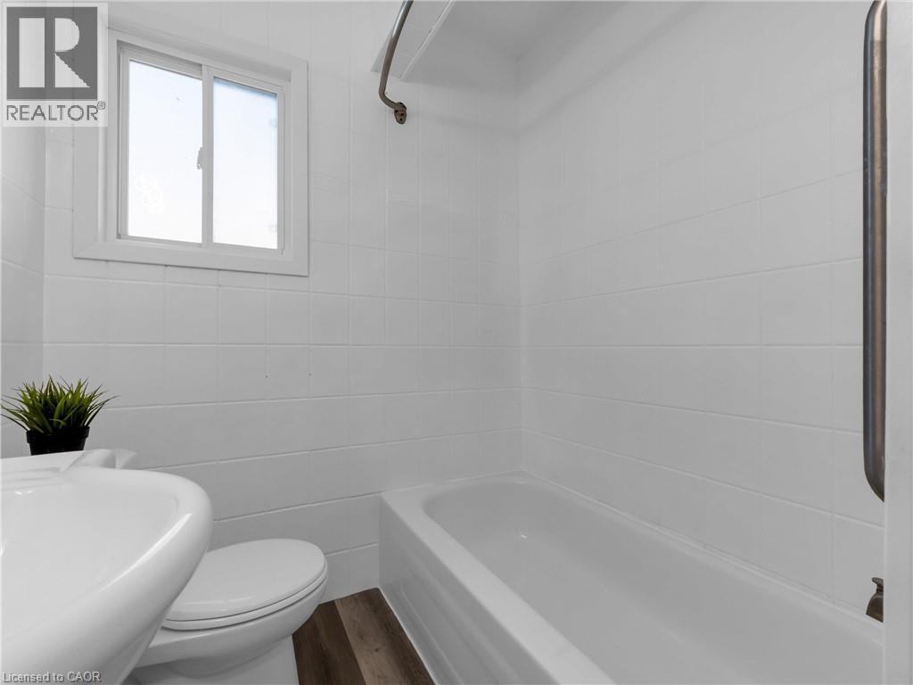 753 Burgess Avenue, Hamilton, Ontario  L8H 6J5 - Photo 17 - 40774023