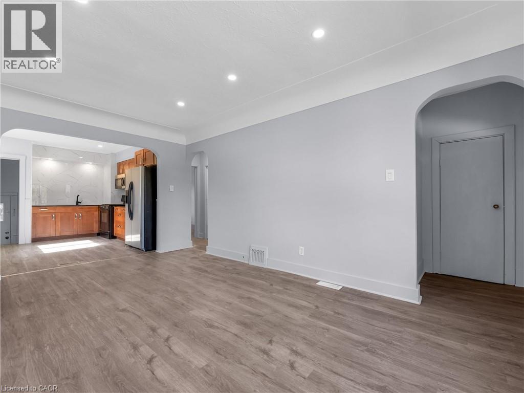 753 Burgess Avenue, Hamilton, Ontario  L8H 6J5 - Photo 7 - 40774023