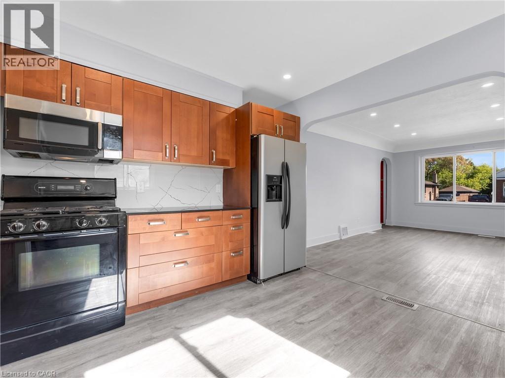 753 Burgess Avenue, Hamilton, Ontario  L8H 6J5 - Photo 9 - 40774023