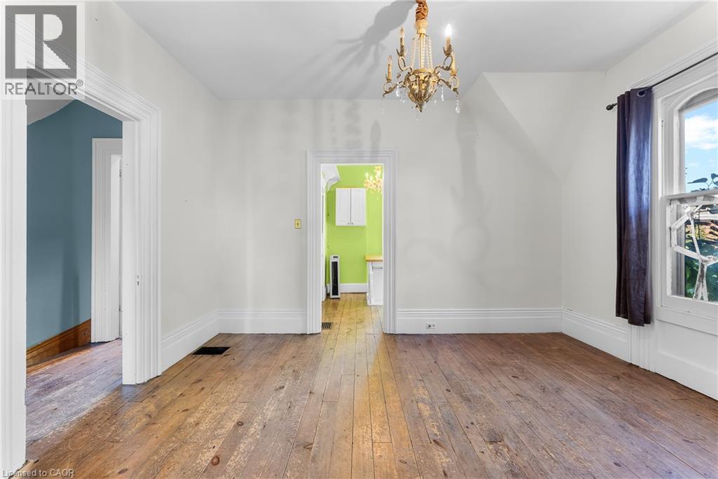 6 Henry Street, St. Catharines, Ontario  L2R 5T1 - Photo 17 - 40769960