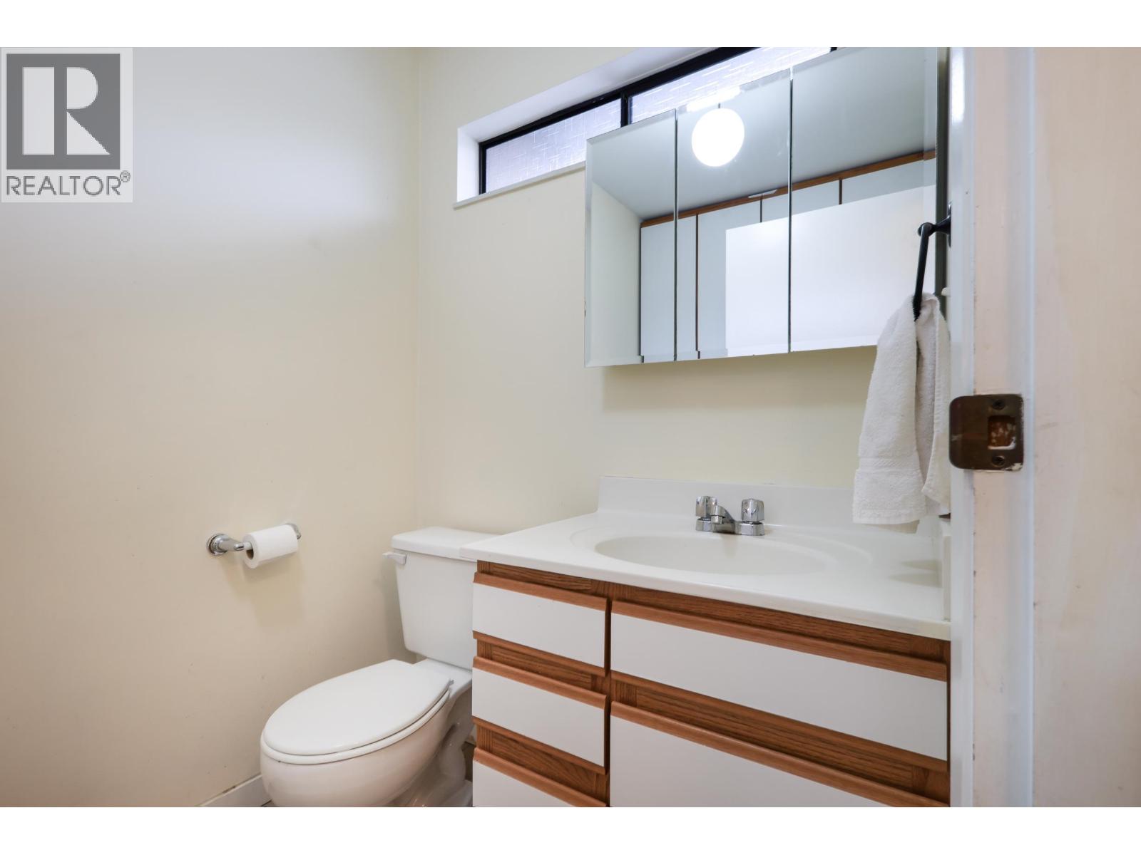 864 Pinebrook Place, Coquitlam, British Columbia  V3C 4B9 - Photo 17 - R3054492