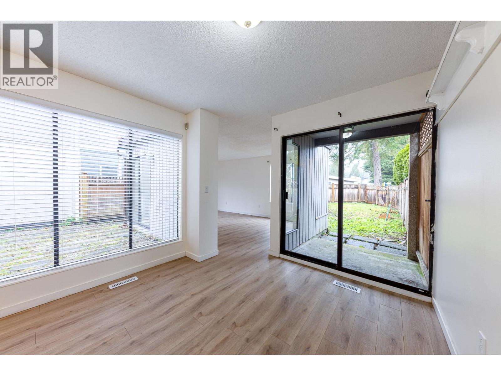864 Pinebrook Place, Coquitlam, British Columbia  V3C 4B9 - Photo 2 - R3054492