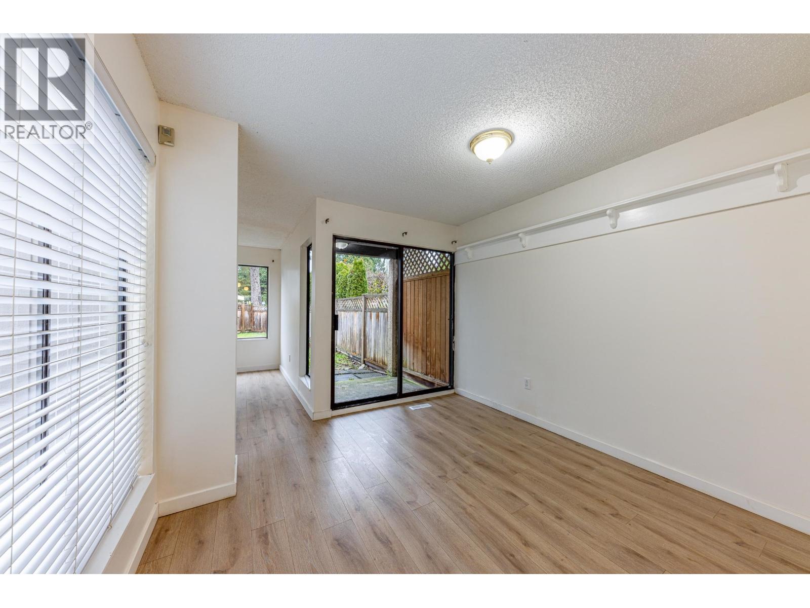 864 Pinebrook Place, Coquitlam, British Columbia  V3C 4B9 - Photo 4 - R3054492