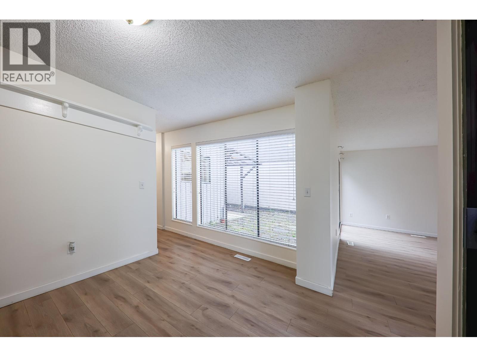 864 Pinebrook Place, Coquitlam, British Columbia  V3C 4B9 - Photo 8 - R3054492