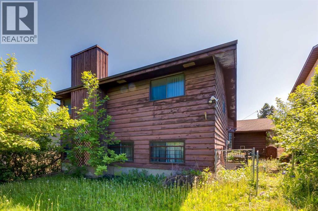 300 Edgehill Drive Nw, Calgary, Alberta  T3A 2S3 - Photo 40 - A2261278