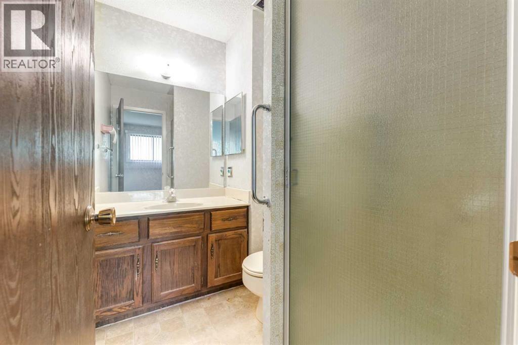 300 Edgehill Drive Nw, Calgary, Alberta  T3A 2S3 - Photo 25 - A2261278