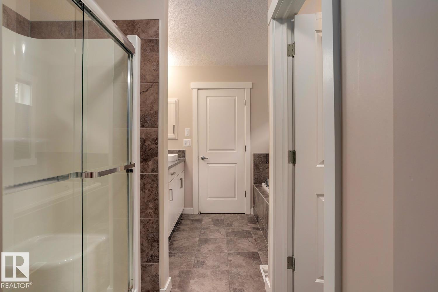 7618 20a Av Sw, Edmonton, Alberta  T6X 0L6 - Photo 25 - E4460394