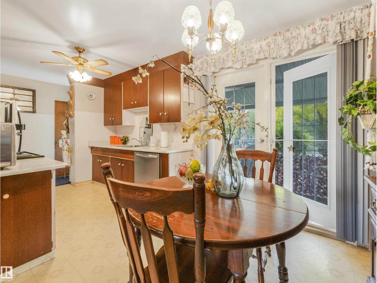 16530 104 Av Nw, Edmonton, Alberta  T5P 0S7 - Photo 18 - E4460395