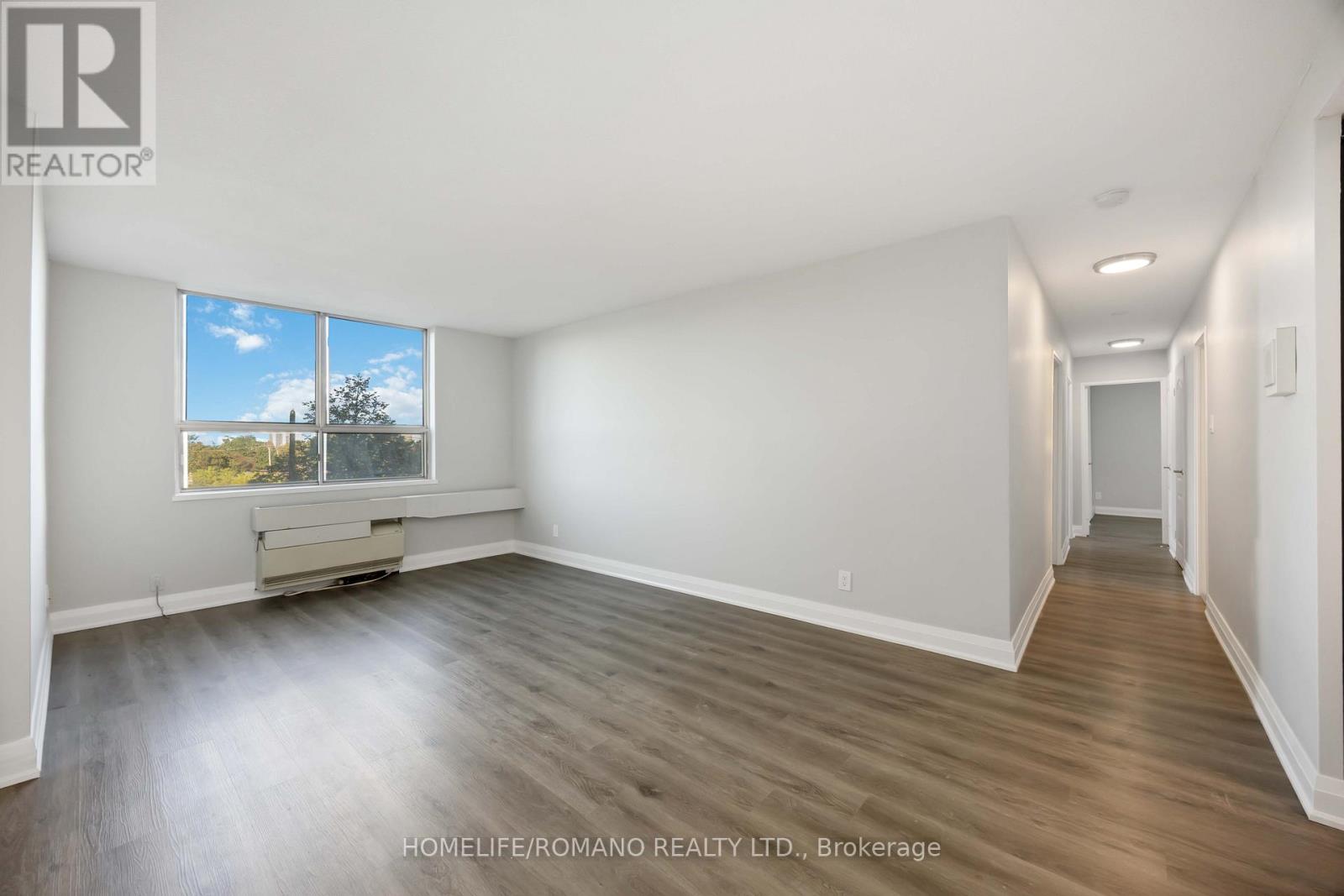 501 - 2835 Islington Avenue, Toronto, Ontario  M9L 2K2 - Photo 11 - W12439773