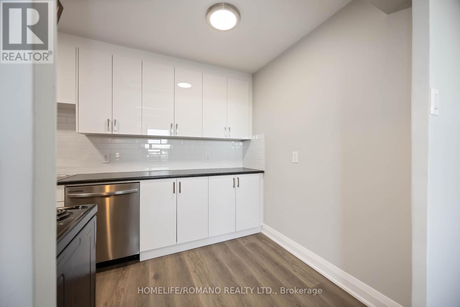 501 - 2835 Islington Avenue, Toronto, Ontario  M9L 2K2 - Photo 17 - W12439773