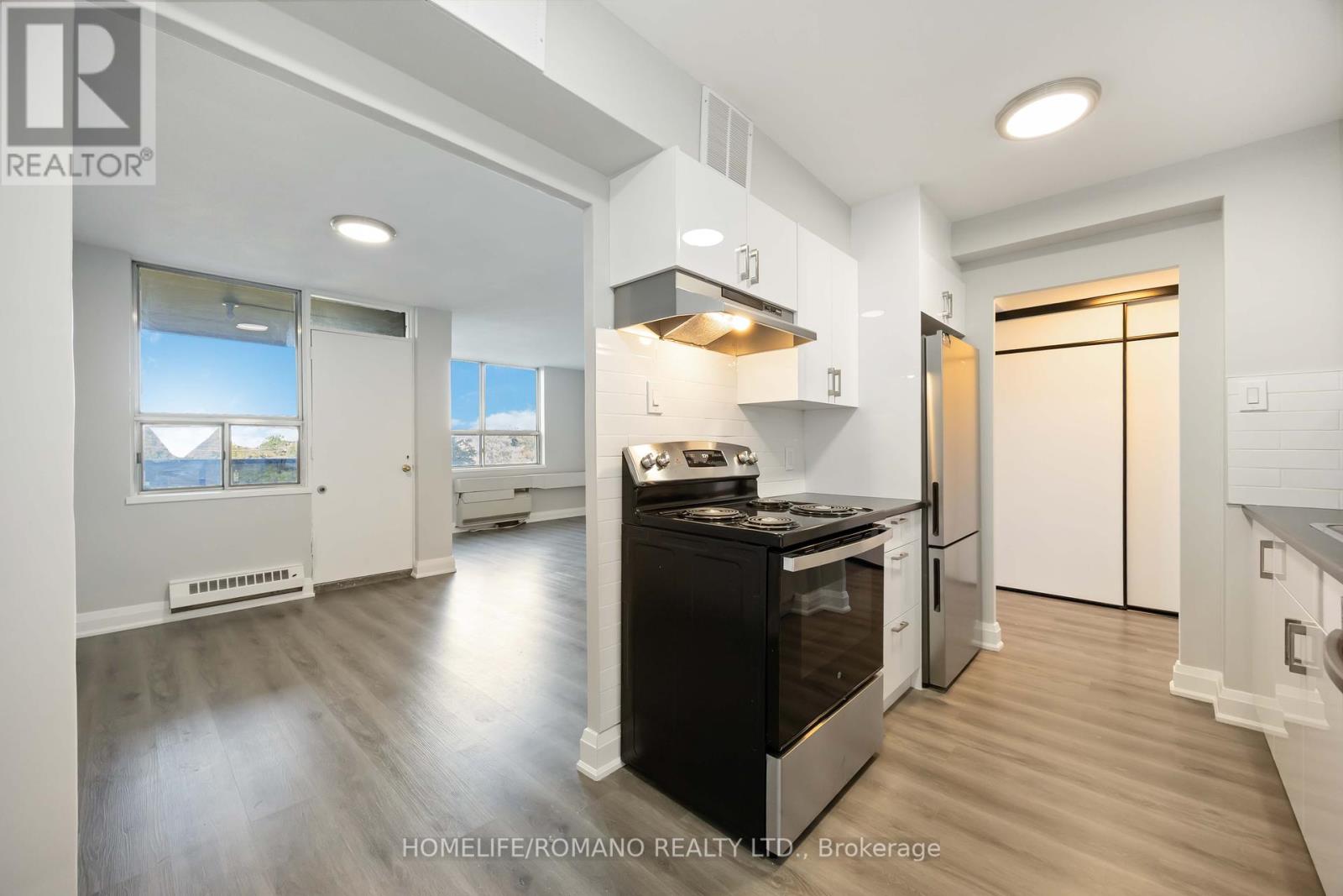 501 - 2835 Islington Avenue, Toronto, Ontario  M9L 2K2 - Photo 18 - W12439773