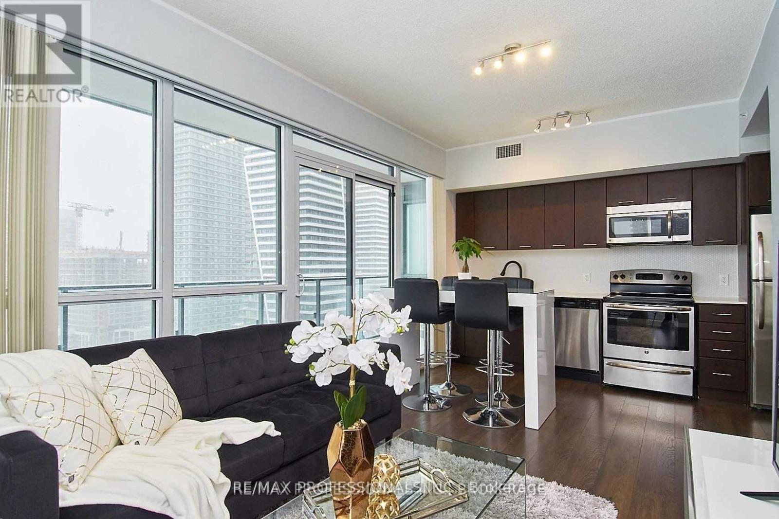 2107 - 2200 Lake Shore Boulevard, Toronto, Ontario  M8V 1A2 - Photo 7 - W12439783