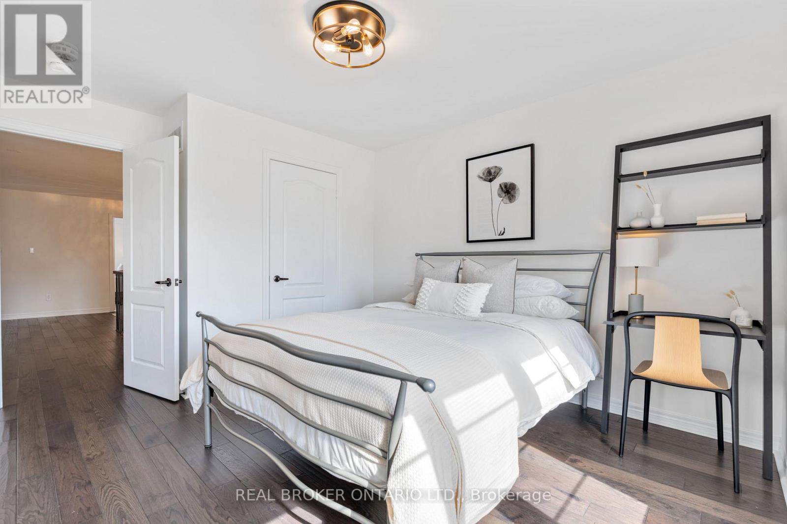 4 Mugford Crescent, Brampton, Ontario  L6Y 6A7 - Photo 44 - W12439788