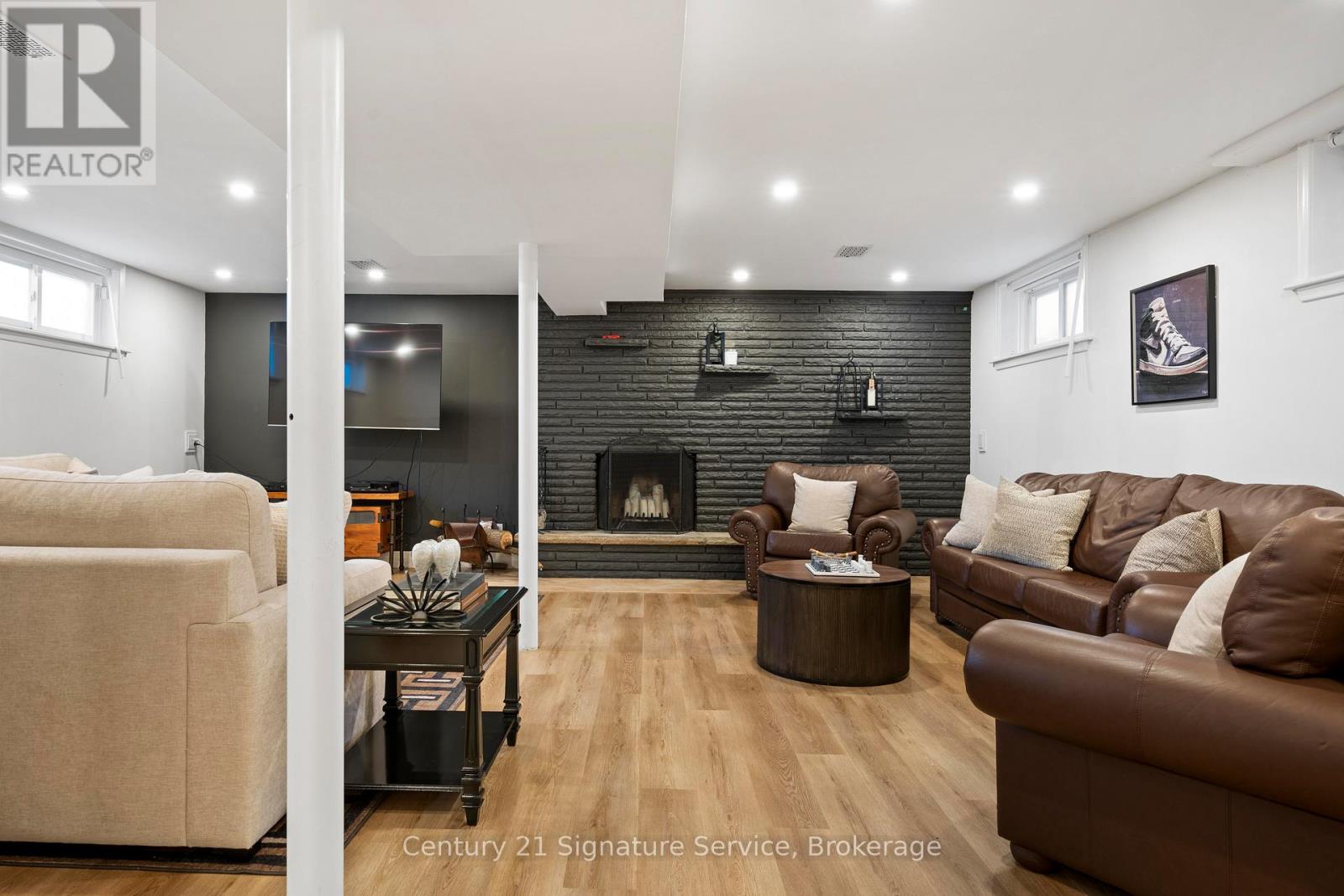 1602 Carletta Drive, Mississauga, Ontario  L4X 1E5 - Photo 27 - W12439805