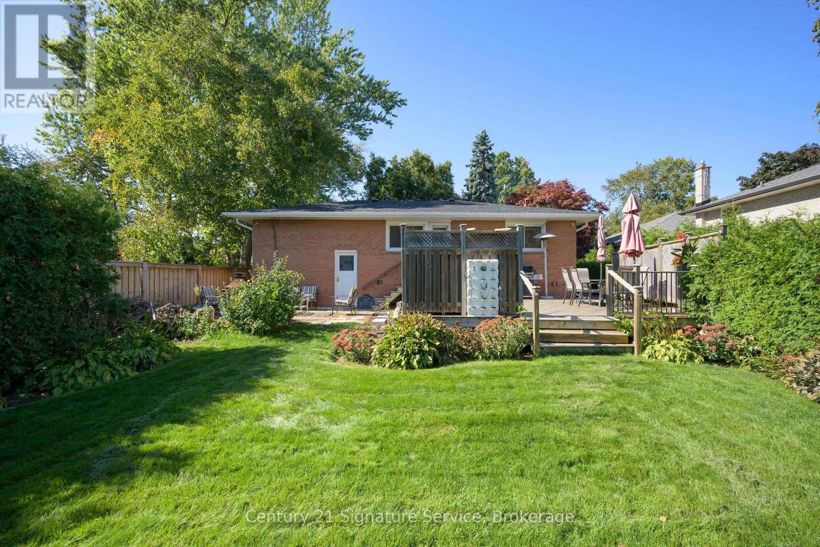 1602 Carletta Drive, Mississauga, Ontario  L4X 1E5 - Photo 36 - W12439805