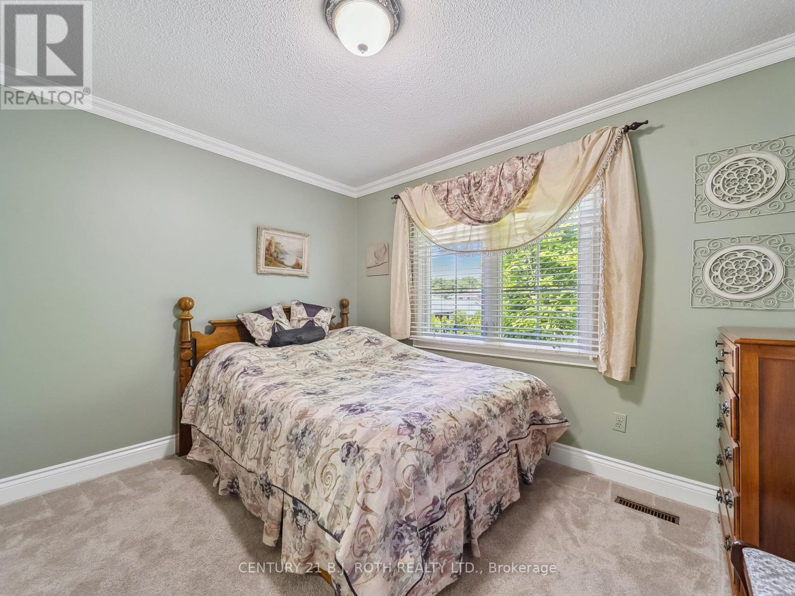 18 Claypine Trail, Brampton, Ontario  L6V 3L9 - Photo 27 - W12439818