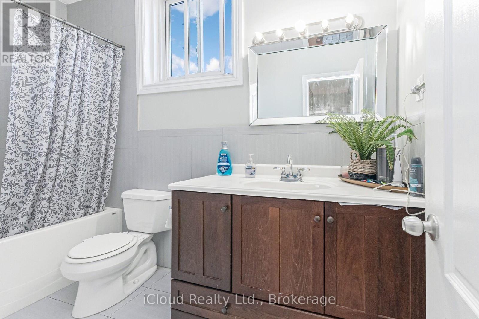 10 - 40 Rabbit Lane, Toronto, Ontario  M9B 5S6 - Photo 27 - W12439824