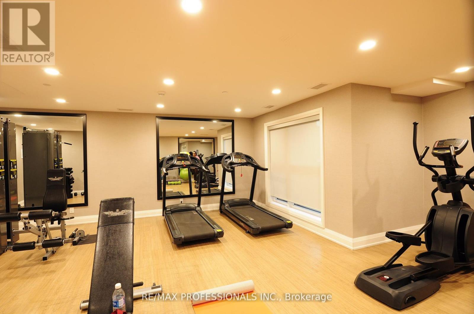 210 - 128 Grovewood Common, Oakville, Ontario  L6H 0X3 - Photo 20 - W12439833