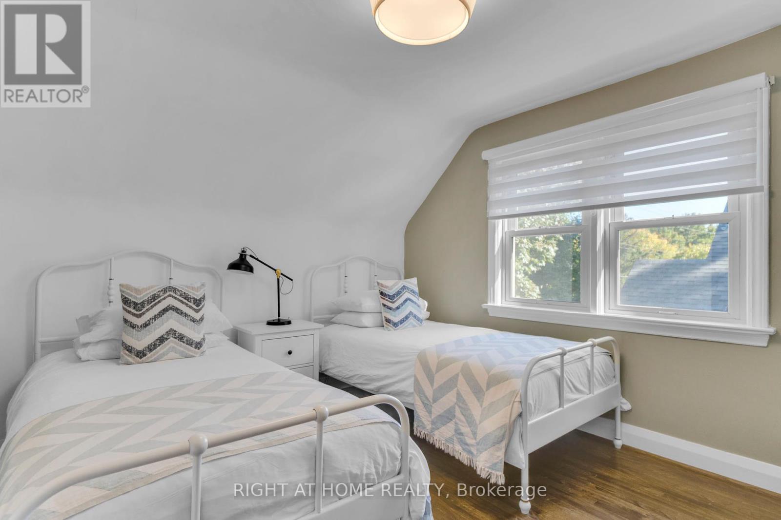 710 Hager Avenue, Burlington, Ontario  L7S 1R1 - Photo 19 - W12439835
