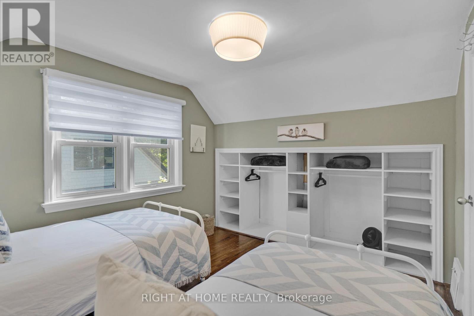 710 Hager Avenue, Burlington, Ontario  L7S 1R1 - Photo 20 - W12439835
