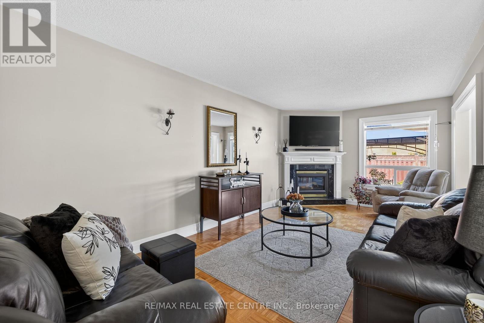 7 Larkmead Place, Brampton, Ontario  L6R 2R9 - Photo 16 - W12439846